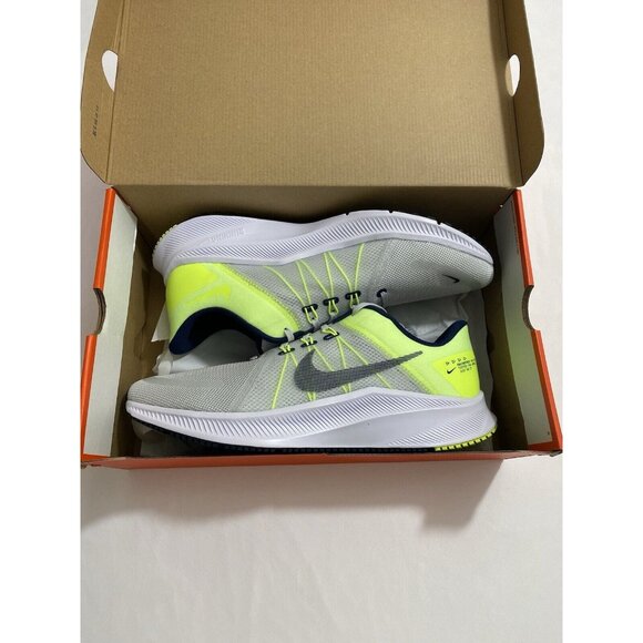 New Mens Size 14 White Navy Nike Quest 4 Running Shoes DA1105 003 - Picture 1 of 10